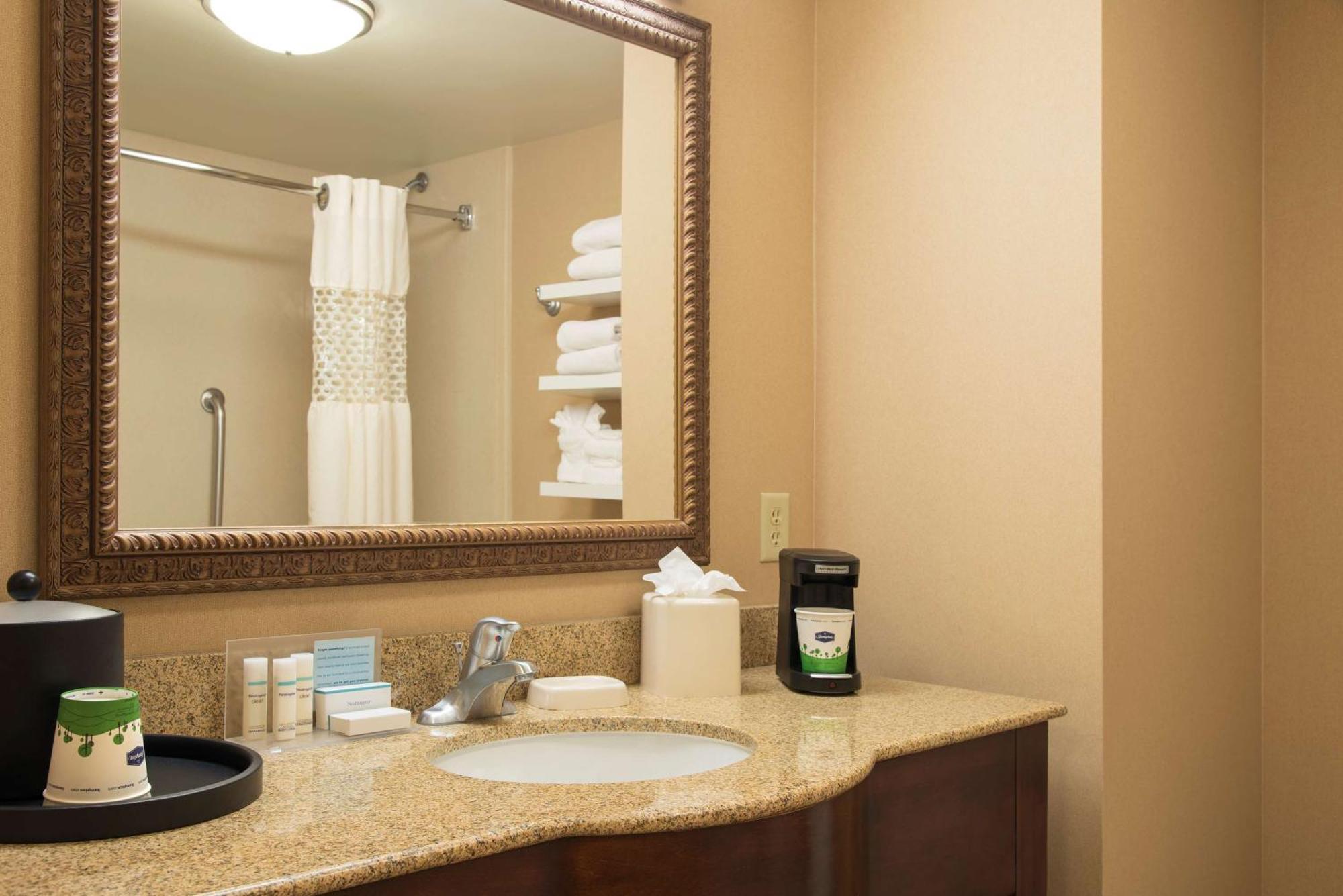 Hampton Inn & Suites Bloomington-Normal Zewnętrze zdjęcie